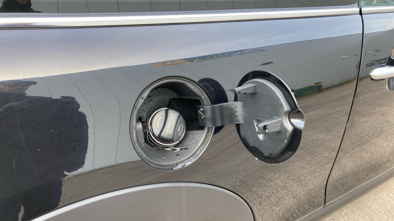 MINI Hatchback 1.5 Cooper D 3dr Diesel Hatchback